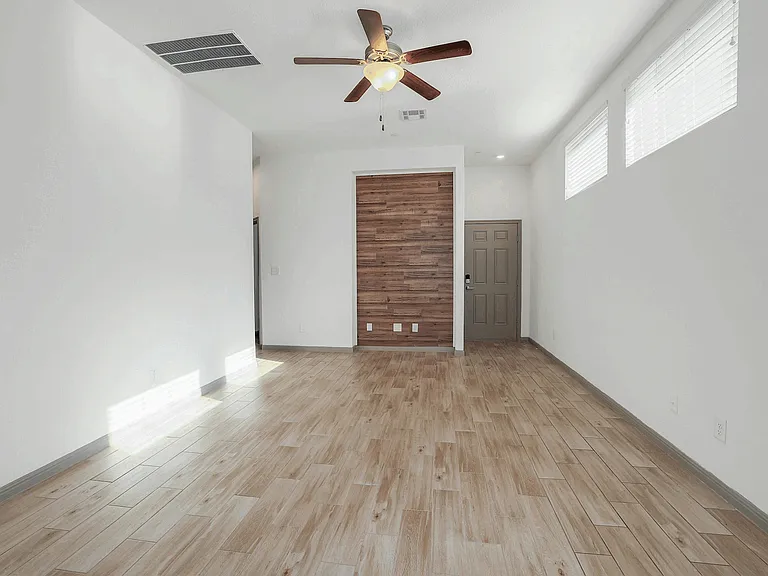 2800 Joe Dimaggio Blvd #55 — Photo 12