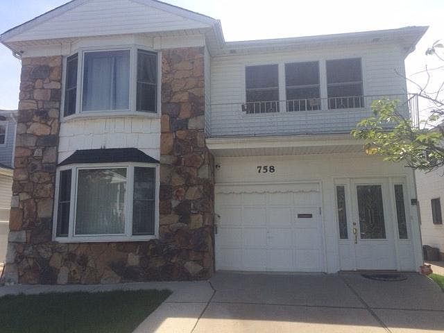 1st image of 758 Klondike Ave