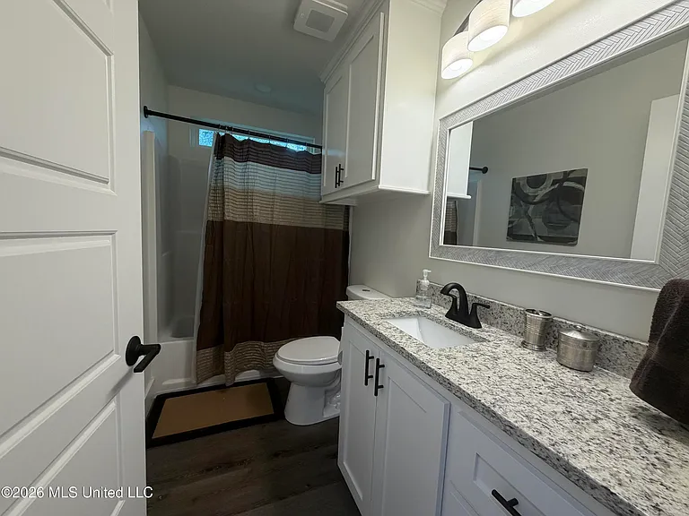 4060 Cardinal St — Photo 15