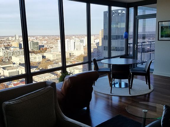 2nd image of 2101 Market St Unit 3401