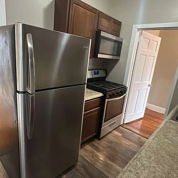 13 Sanford St #1F — Photo 1