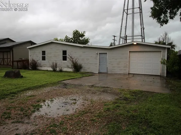 967 Denver St, Calhan, CO 80808