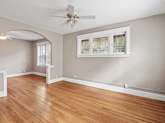 5th image of 4931-33 Magnolia Ave #1148