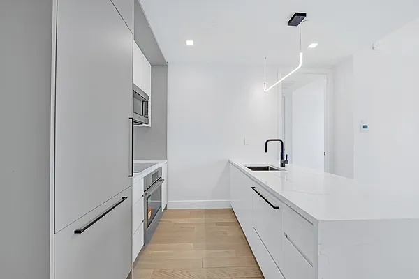 Sold by ANDOVER PROPERTY MANAGEMENT INC | media 13