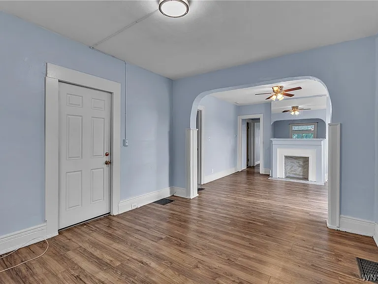 212 Lockwood Ave #1 — Photo 11