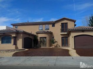 6325 Via Serena Dr, El Paso, TX 79912