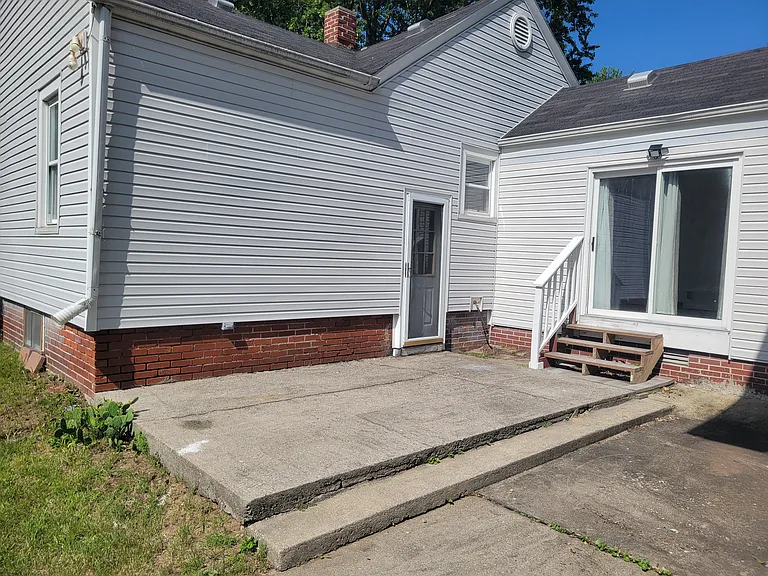 2241 Vaness Dr — Photo 26