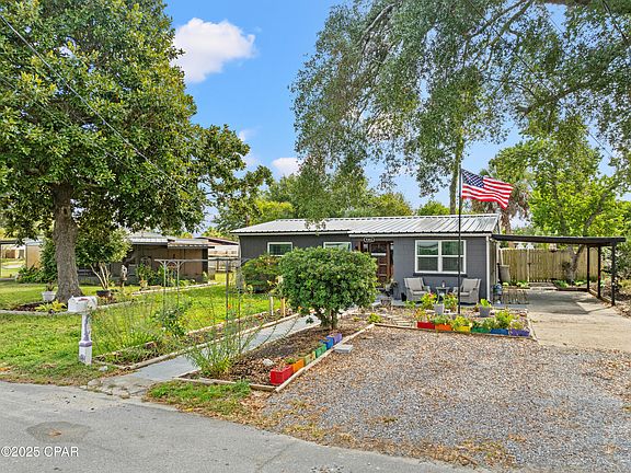 3rd image of 4803 W 19th Ct