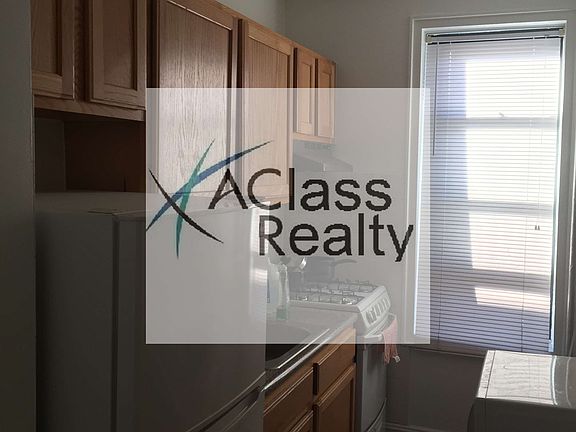 2nd image of 3279 44th St APT 1F