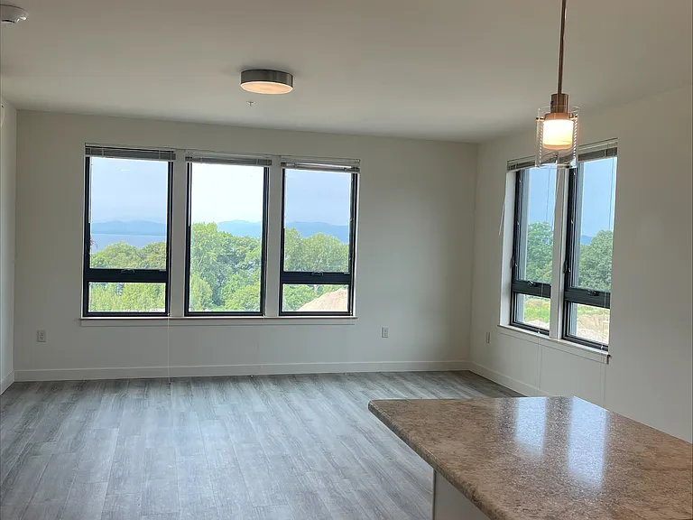 Sunset House — Photo 64