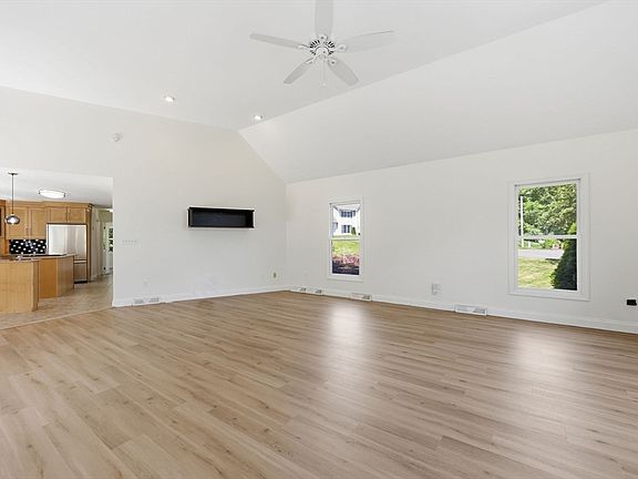 5th image of 30 Cara Ln