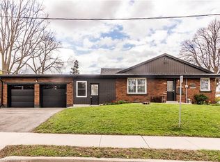 44 Christopher Dr, Cambridge, ON N1R4R4