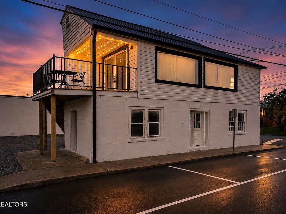 1st image of 316 Court Ave