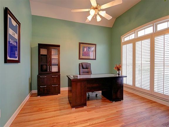 3rd image of 2924 Perrington Ct