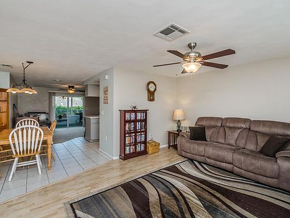 3rd image of 6140 Staunton Dr