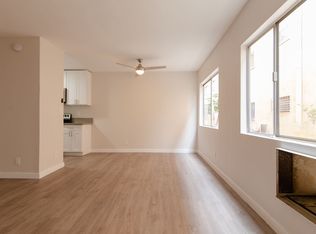 980 Menlo Ave #206, Los Angeles, CA 90006