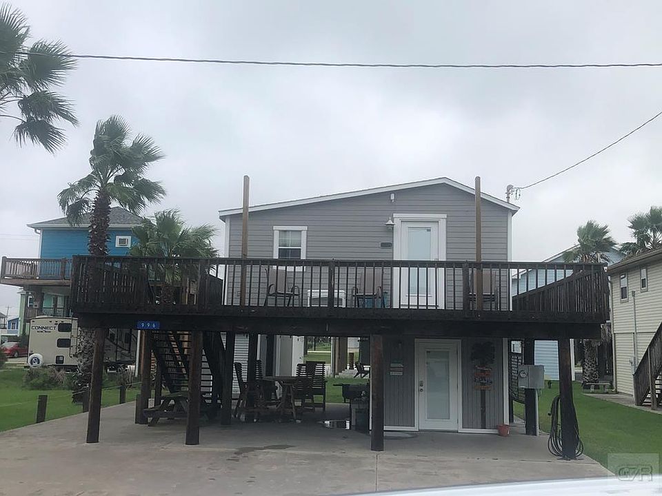 1st image of 996 S Stingaree Dr