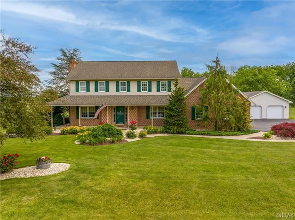 524 Daniels Rd, Nazareth, PA 18064