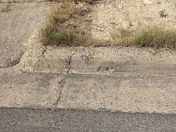3rd image of 933 Concho