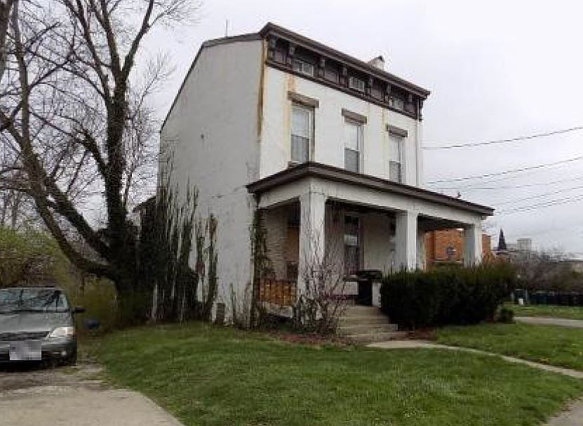 2nd image of 2704 N Bend Rd