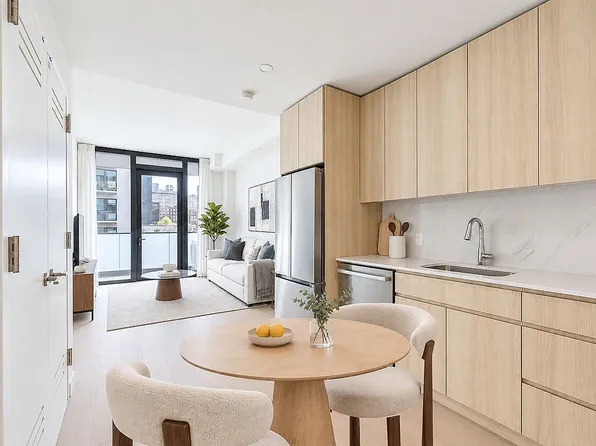 46-30 21st St Unit 3J, Long Island City, NY 11101