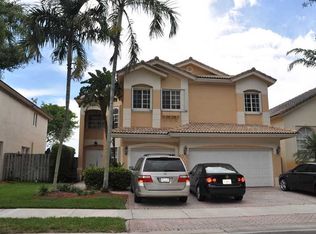 10897 NW 73rd Ter, Doral, FL 33178