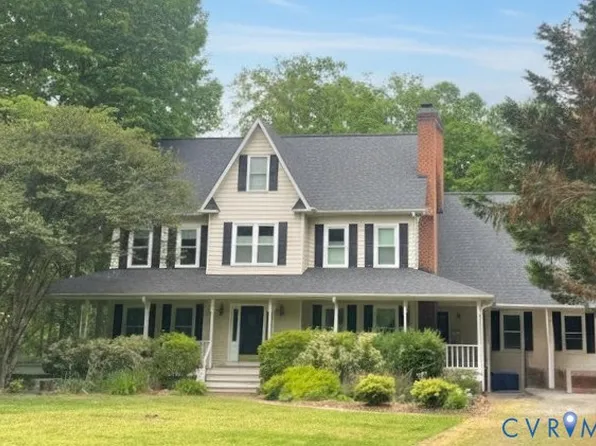 12439 N Oaks Dr, Ashland, VA 23005
