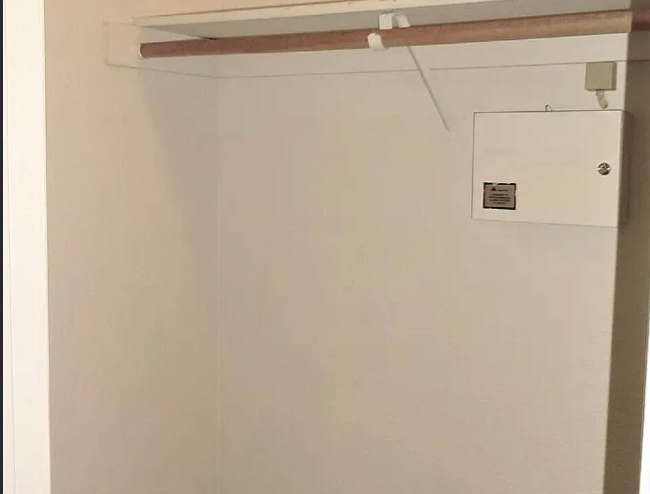 1st image of 2223 Ellery Ave