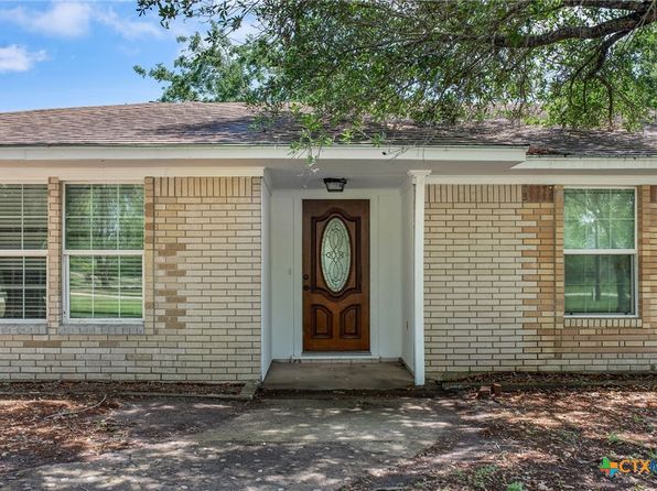 382 Schell Rd, Victoria, TX 77904