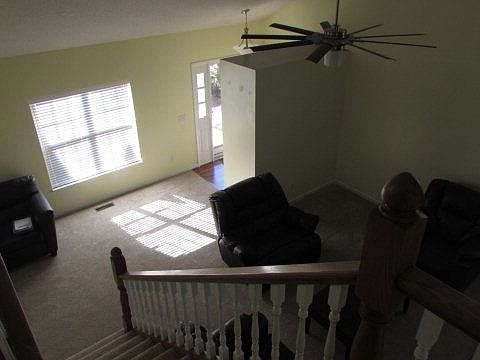 4th image of 8A Pinehurst Manor