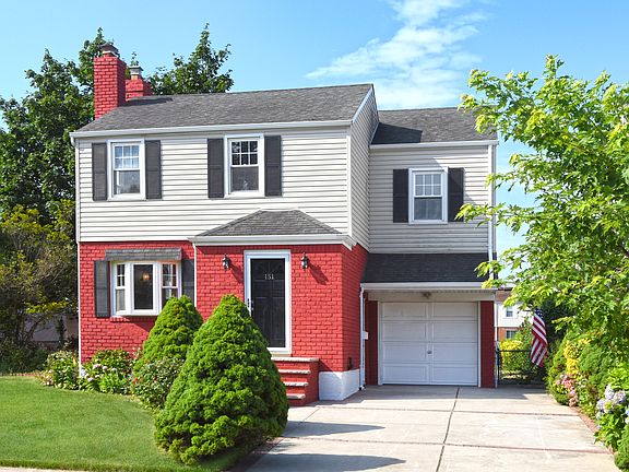 3rd image of 151 Norfeld Blvd
