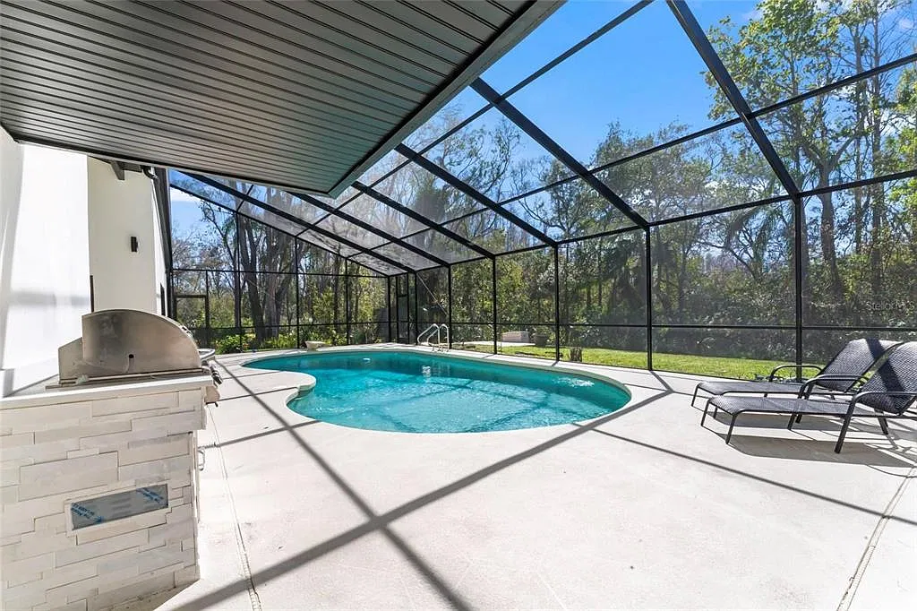 6 bed, 5.0 bath, 4458 sqft, $15,000 — Photo 3