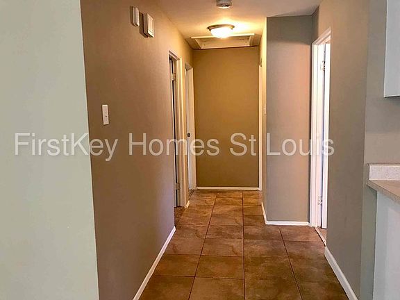 5th image of 6909 Woodhurst Dr