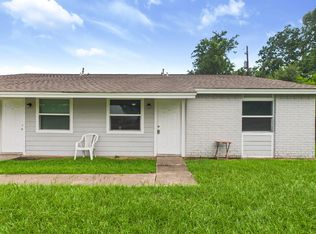 1900 Finfeather Rd, Bryan, TX 77801