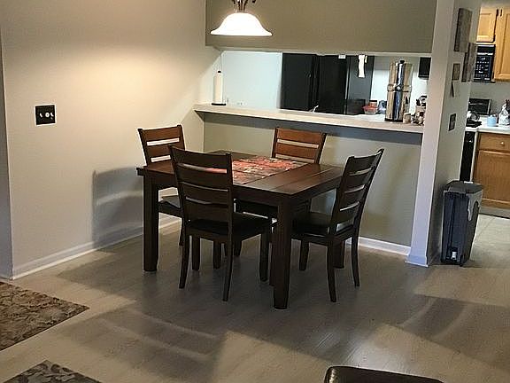 3rd image of 1217 Curzon Ct APT 201