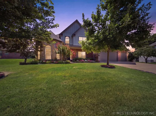 7709 E El Paso St, Broken Arrow, OK 74014