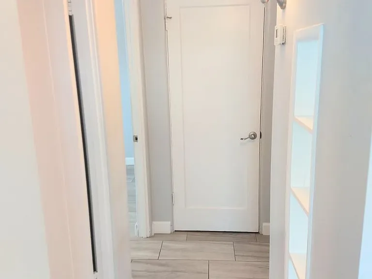 114 E Mariposa St #10 — Photo 11