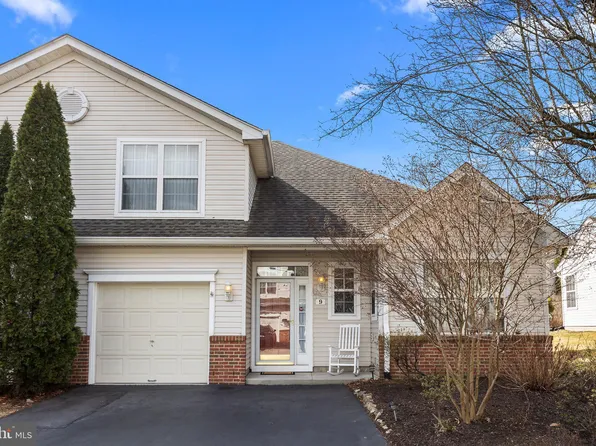 9 Black Eyed Susan Rd, Langhorne, PA 19047