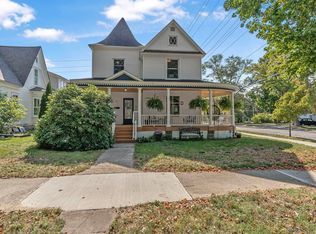 337 W 11th St, Traverse City, MI