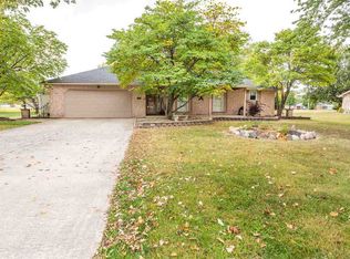 3017 Country Estates Dr, New Castle, IN 47362