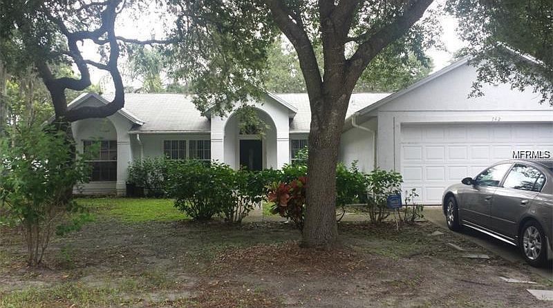1st image of 742 Licaria Dr