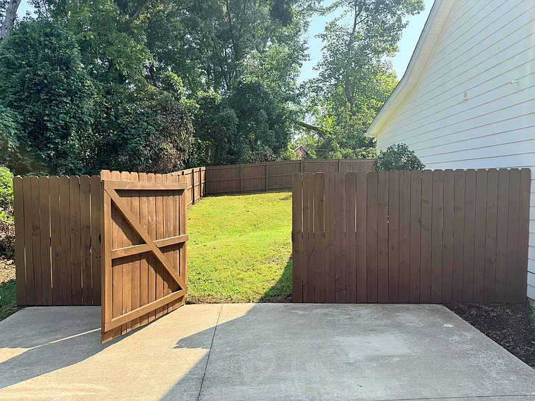 4 Plum Dr — Photo 2