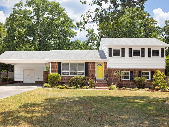 2nd image of 135 Argonne Dr