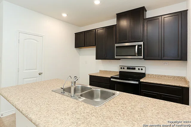 14906 Coral Snake Way — Photo 8