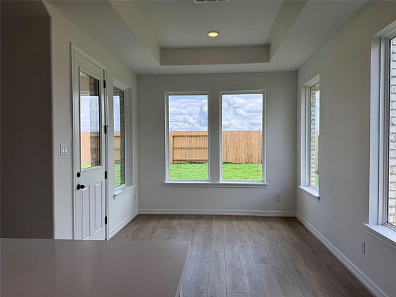 4th image of 623 Beautyberry Way