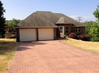 250 Summerwood Dr, Branson, MO 65616