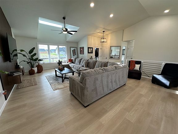 5th image of 3604 Brexley Way
