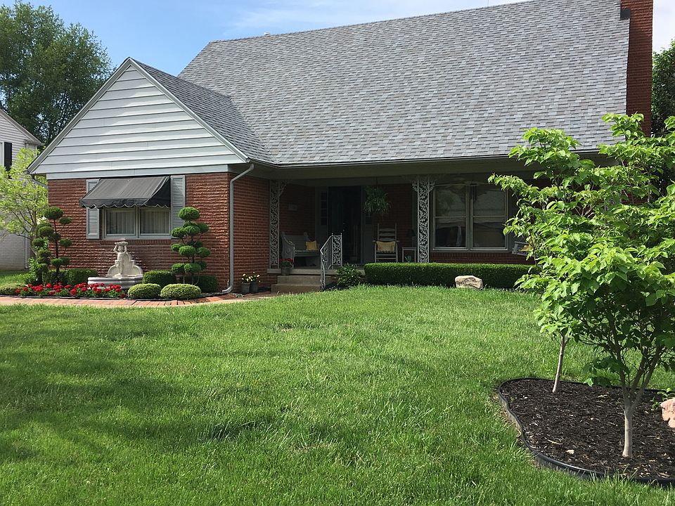 1st image of 2317 S Stratford Dr