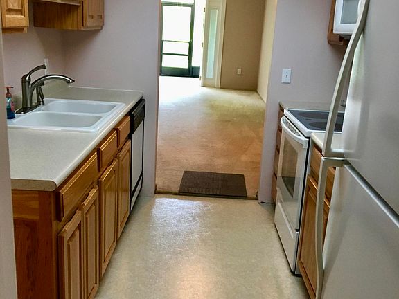 3rd image of 2870 Demaret Dr #705