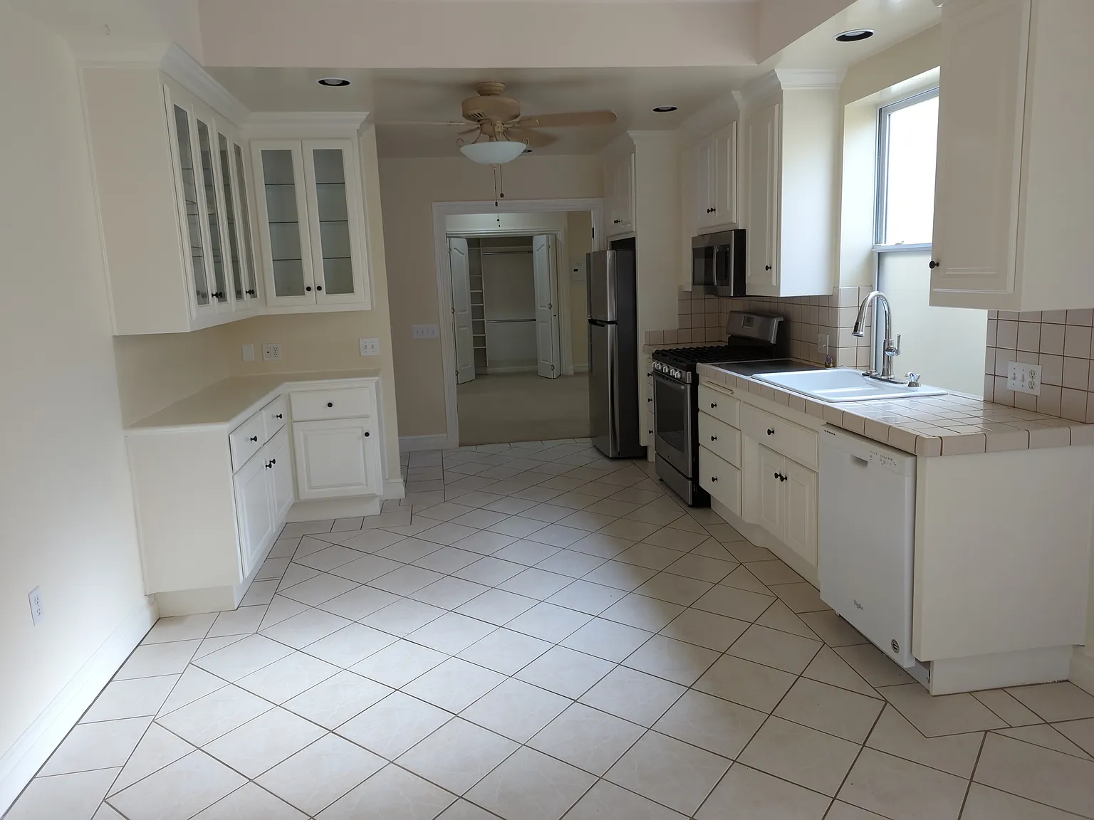 1456 Eolus Ave — Photo 3